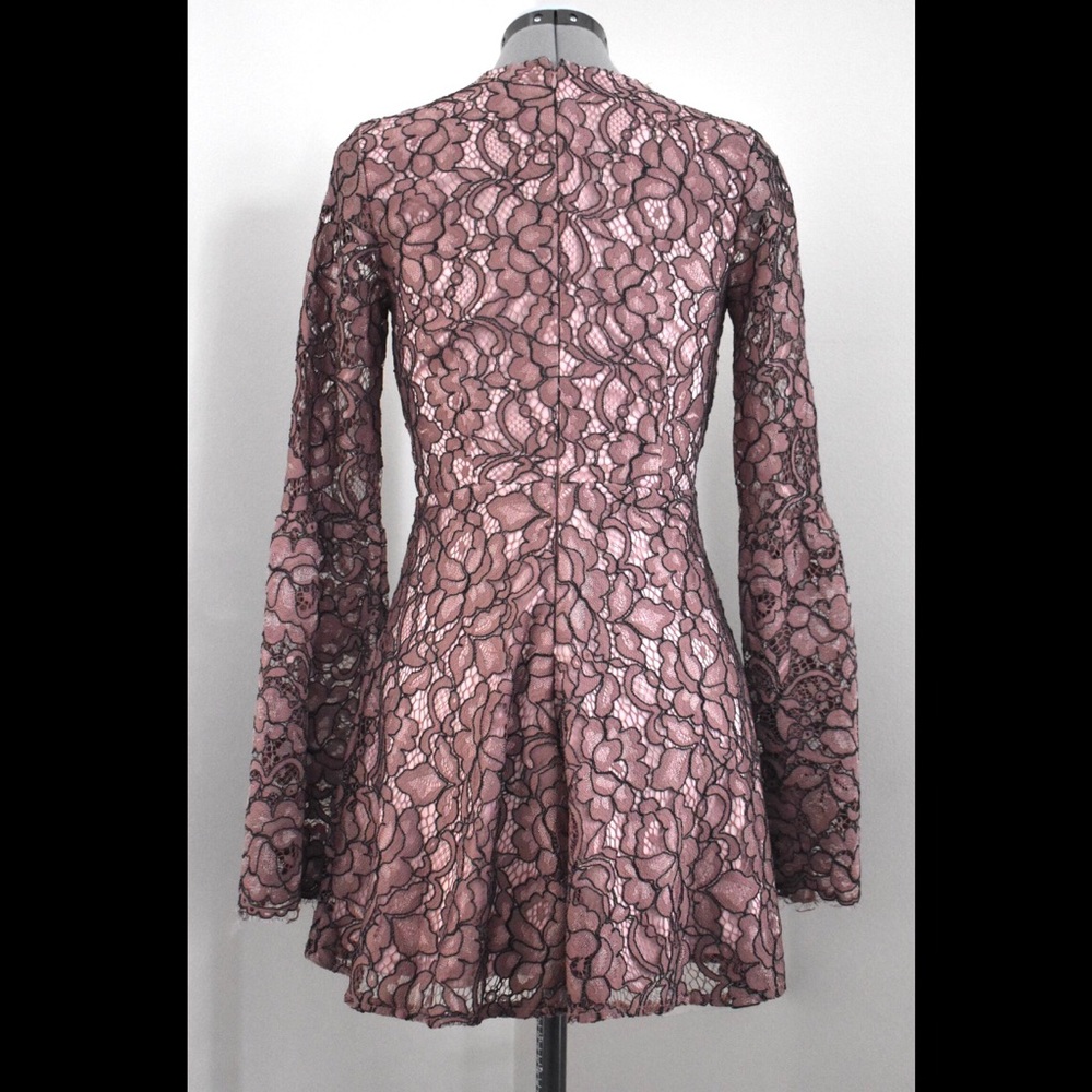 TOBI Lace Cocktail Dress in Purple, Size XS - Picture 3 of 7